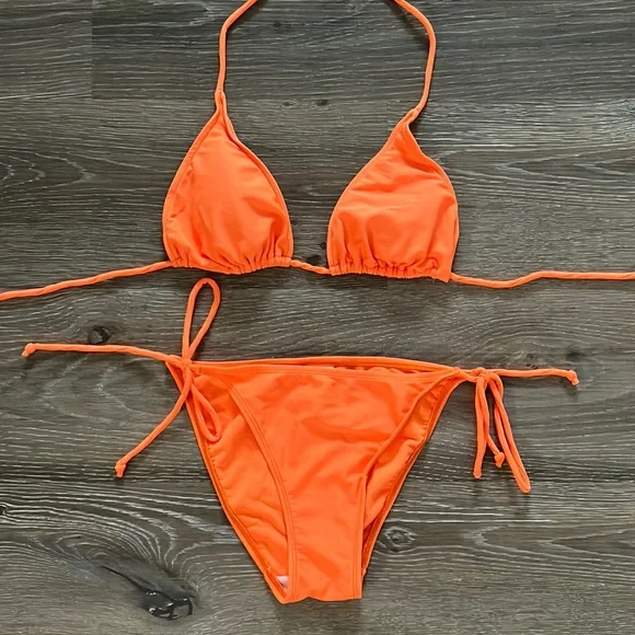 Bikini Set - Picture 4 of 4